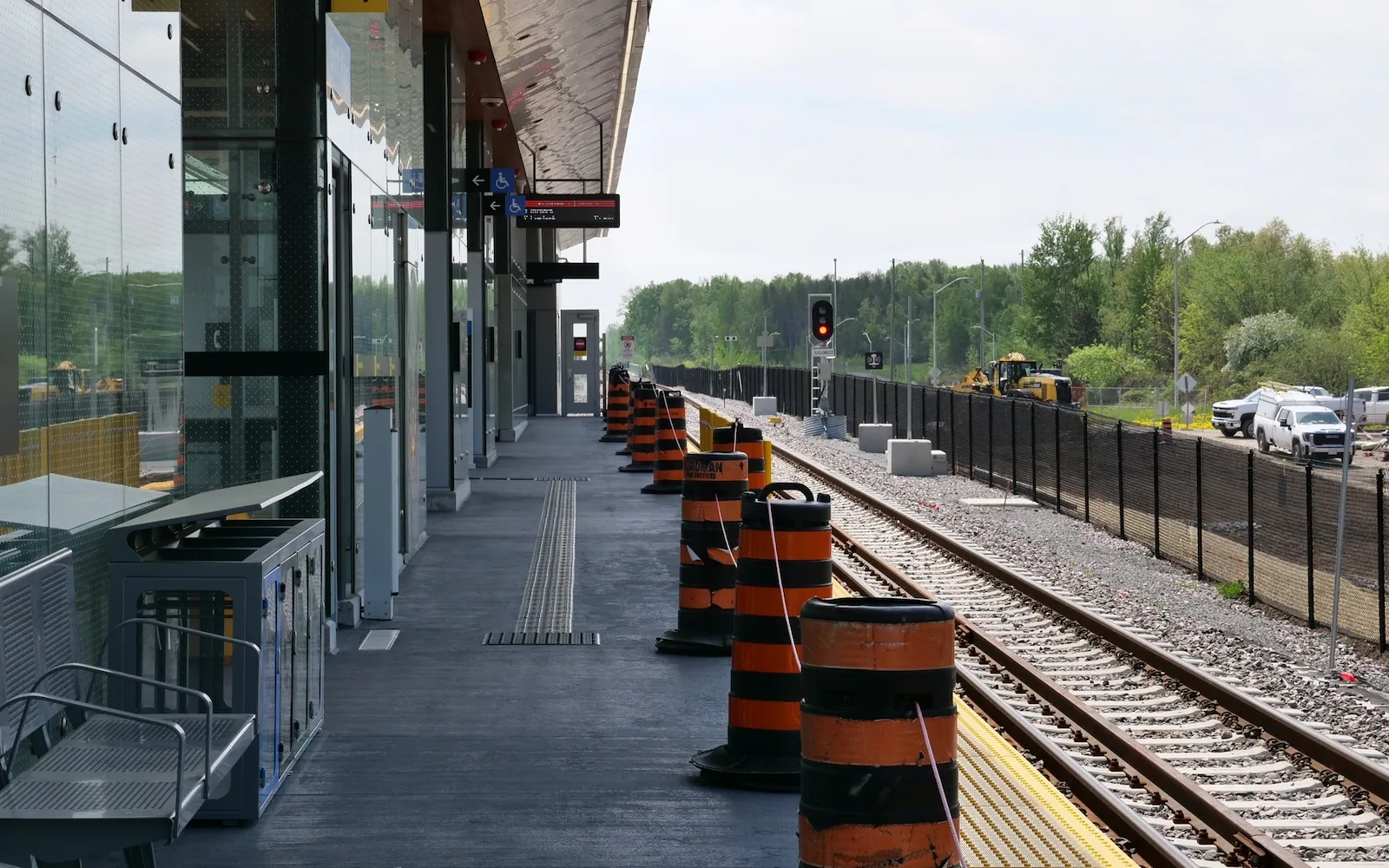 South Keys Station during the construction of O-Train Line 2